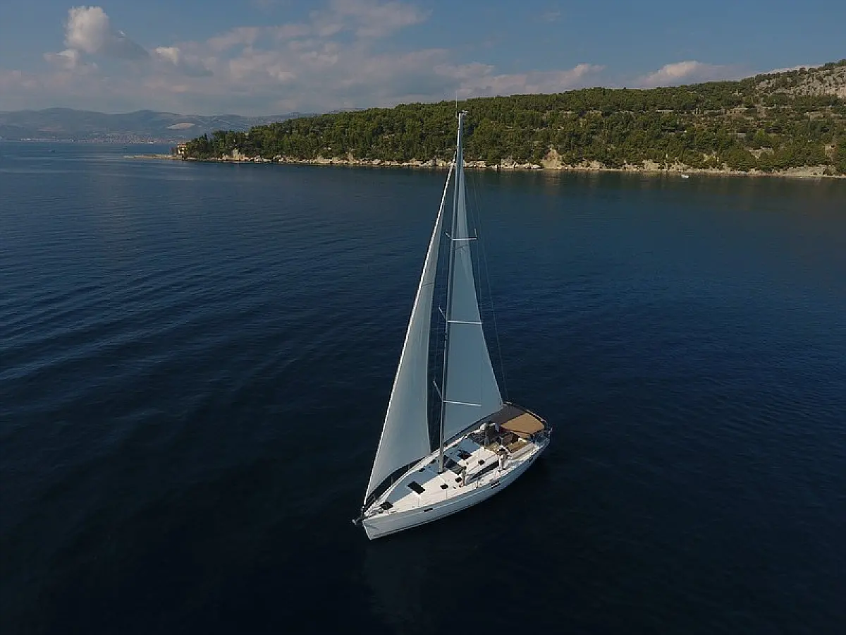 Elan 50 Impression