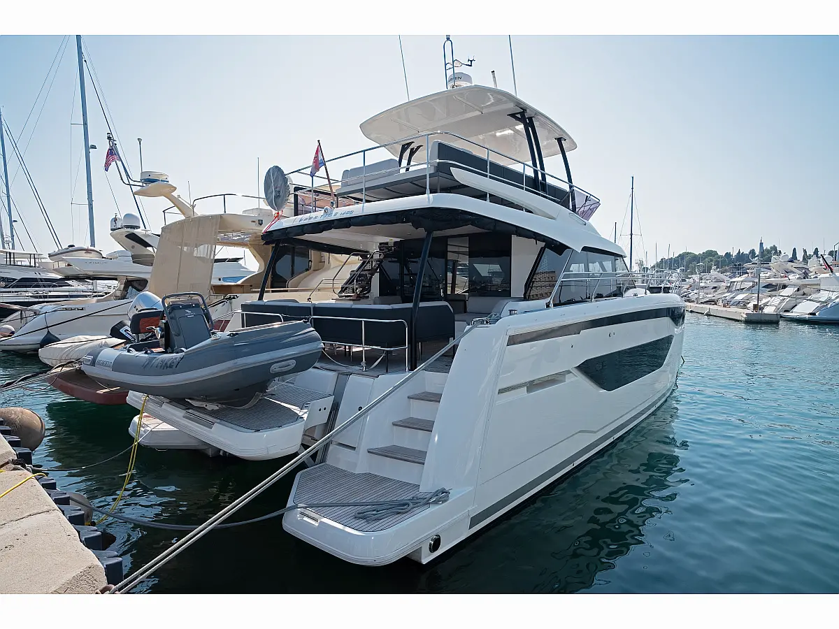 Prestige M48 