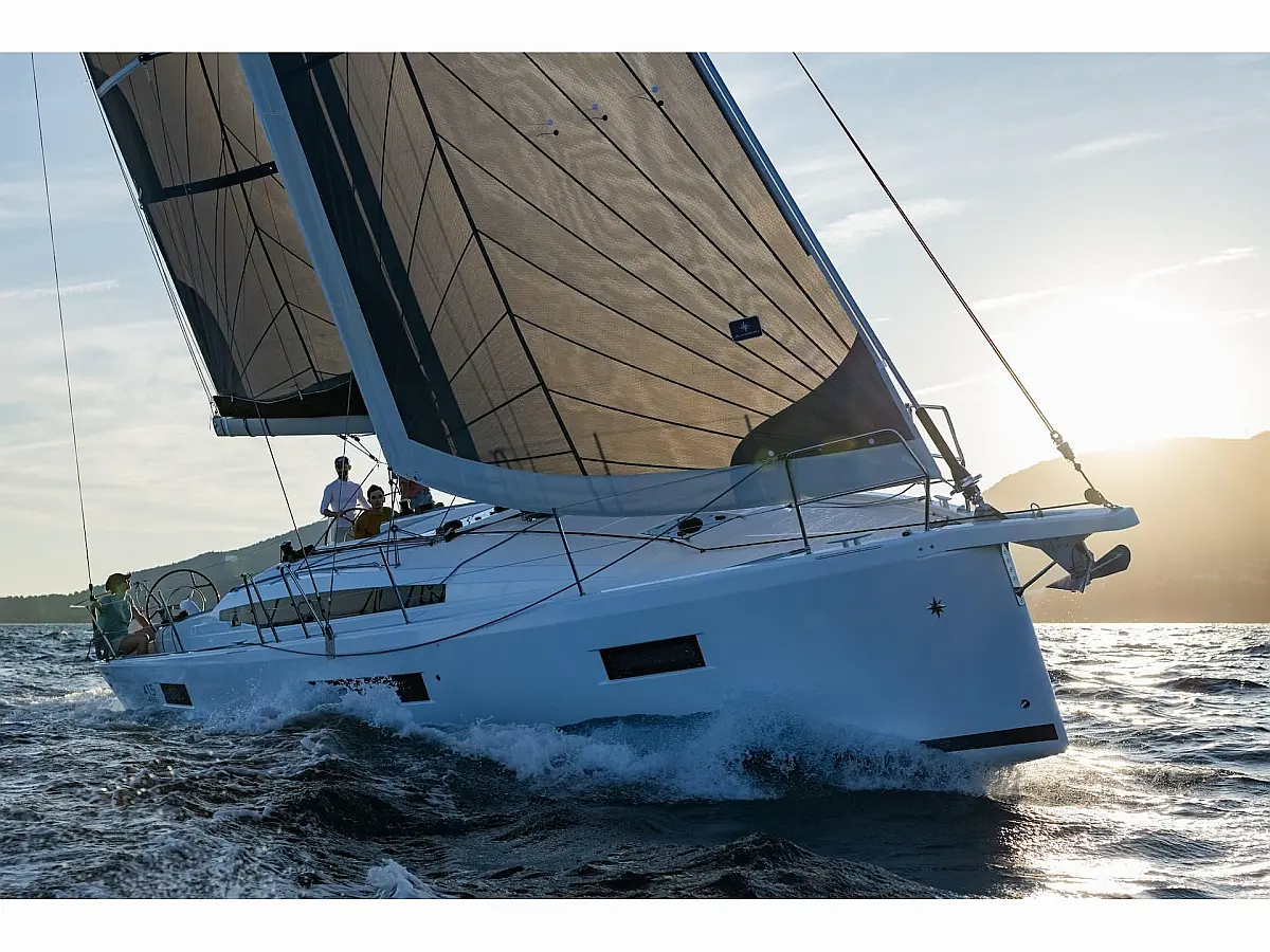 Sun Odyssey 415