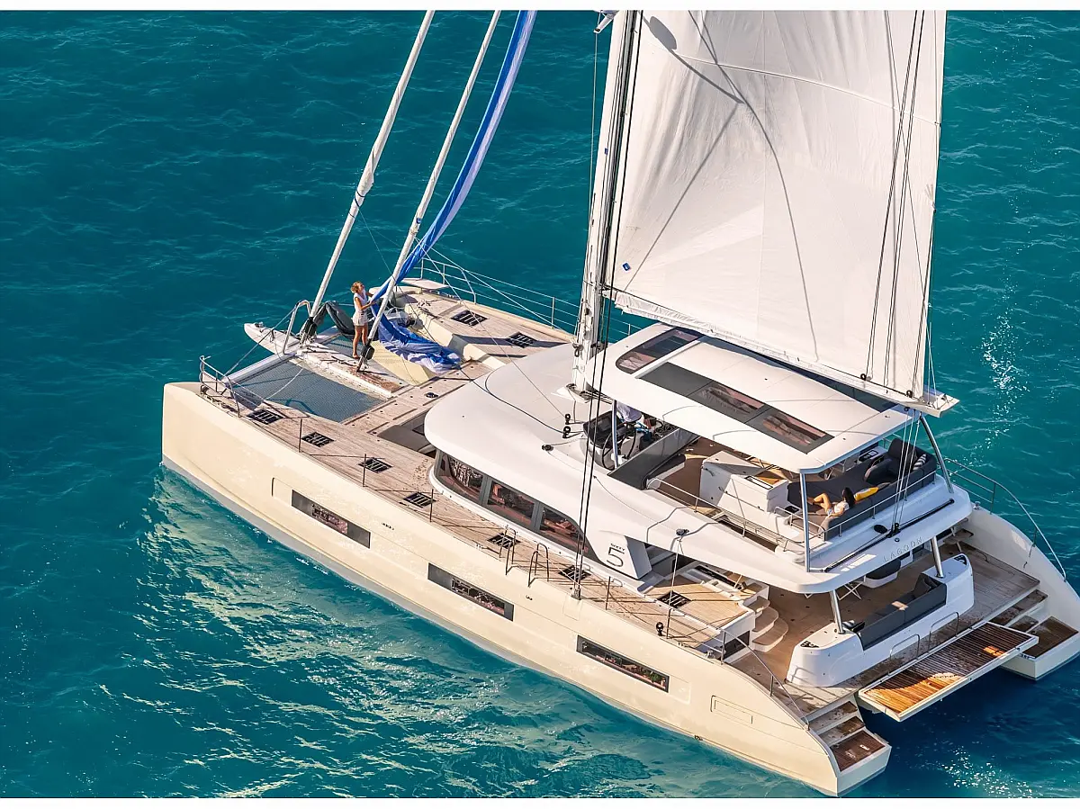Lagoon Sixty5