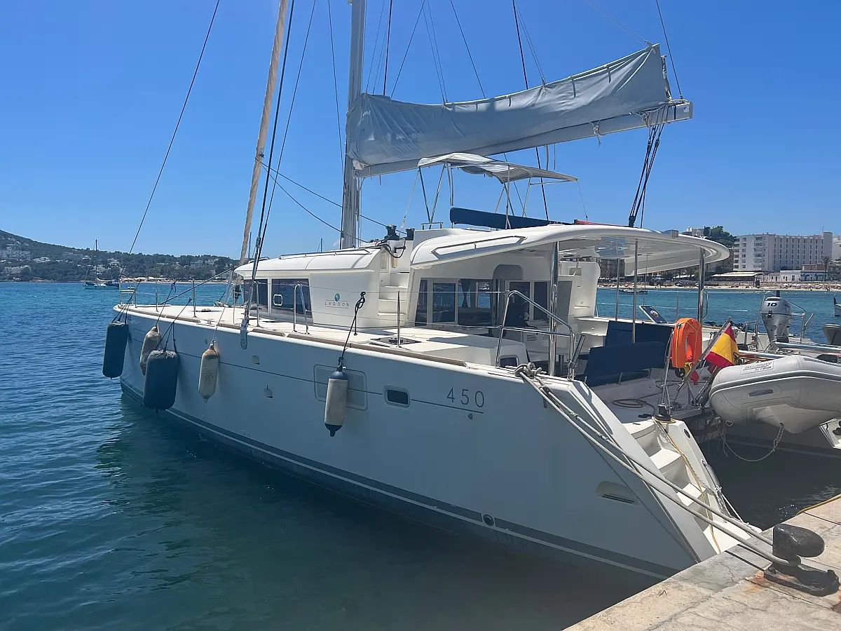 Lagoon 450  Flybridge