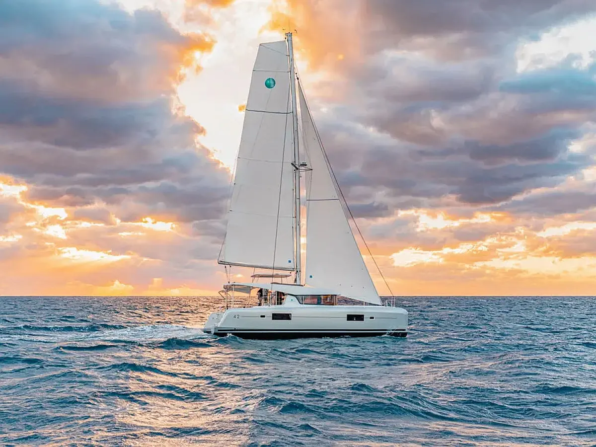 Lagoon 42