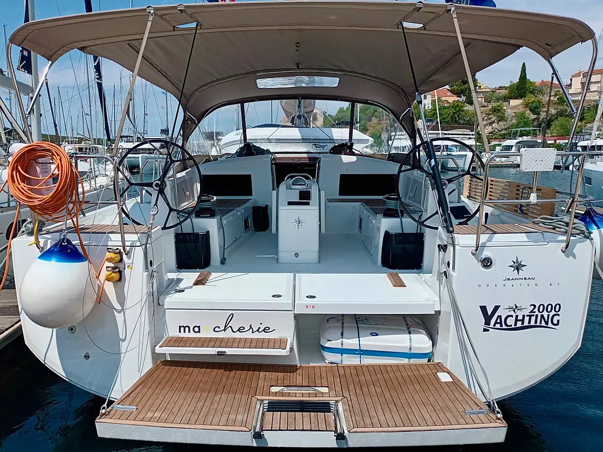 Sun Odyssey 490