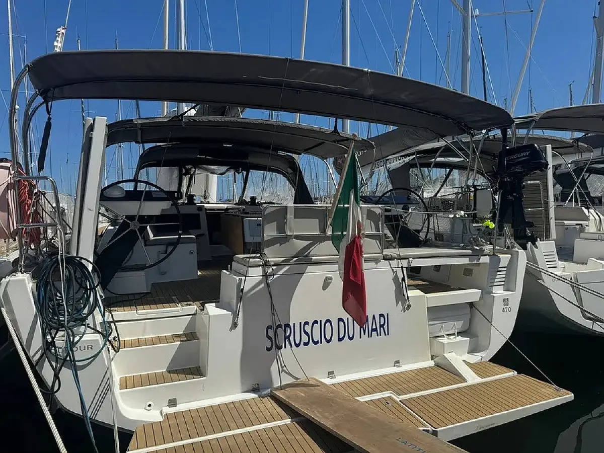 Dufour 470